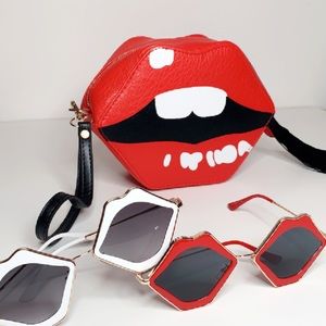Red lip Purse/ wristlet